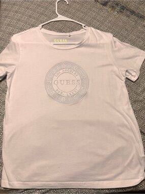 Guess White Short Sleeve Logo Crew Tee